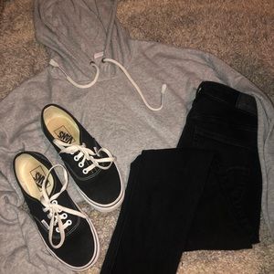 5/$25 FINAL SALE 💵 Grey, bell-sleeved hoodie!!💓